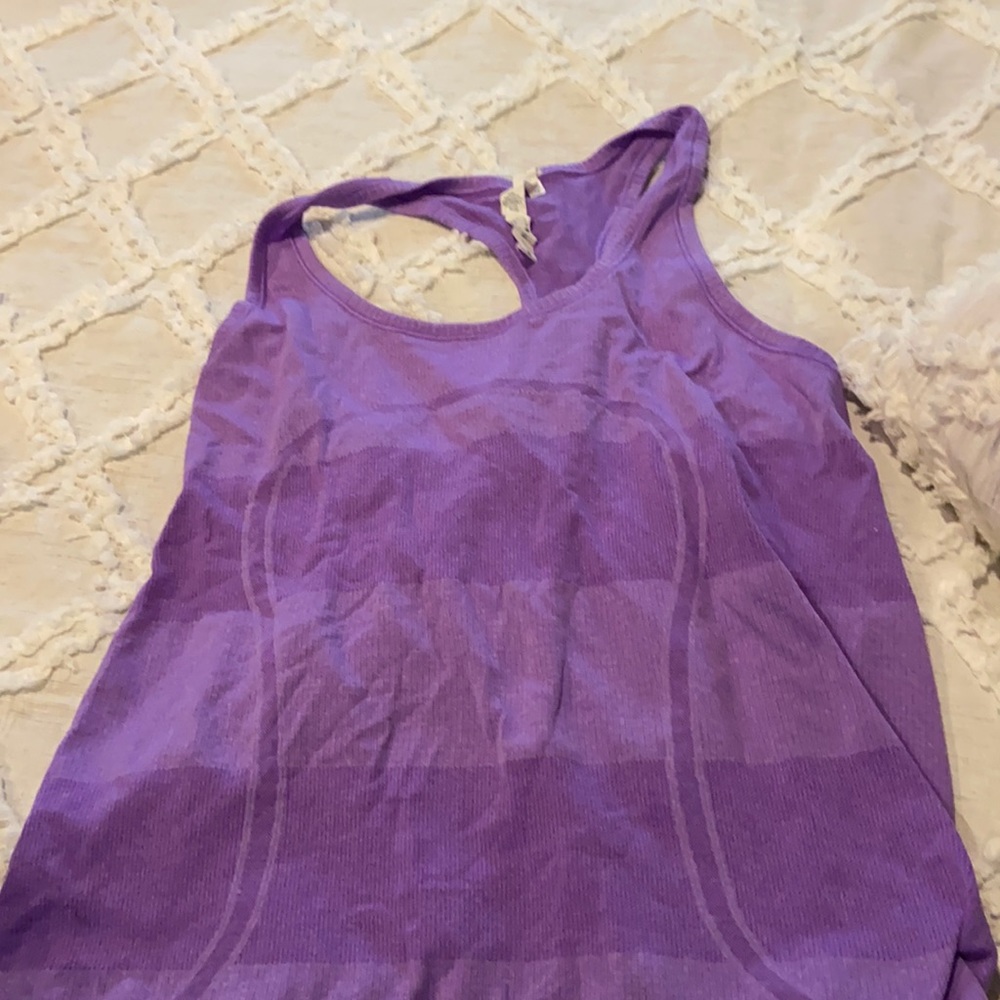 LULULEMON TANK